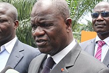 Le parti présidentiel ivoirien invite ses élus locaux à ‘’embaucher’’ les jeunes
